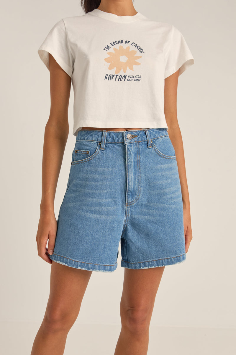 Daisy Crop Crew Tee White