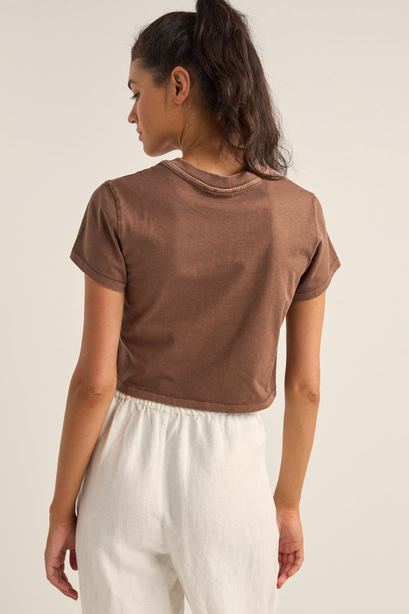 Sunshine Crop Crew Tee Chocolate