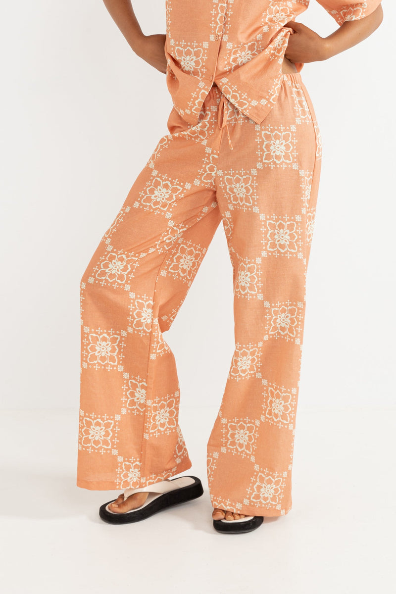 Stamped Floral Linen Pant Coral