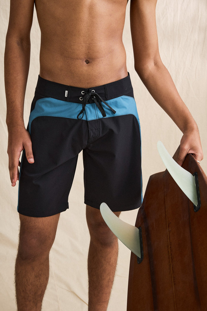 Price Trunk Black