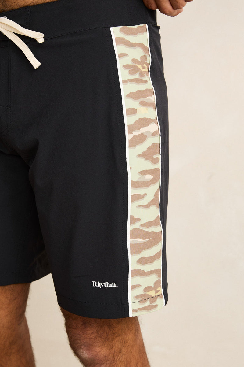 Leo Camo Trunk Black