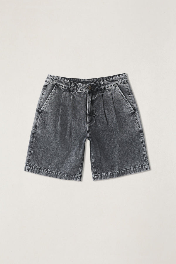 Double Pleated Short Charcoal