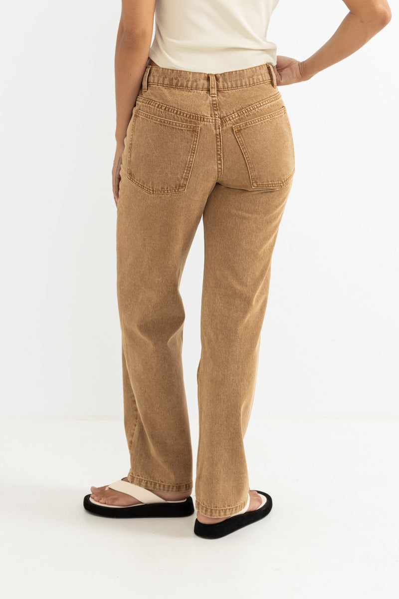 Amelia High Rise Jean Washed Sand