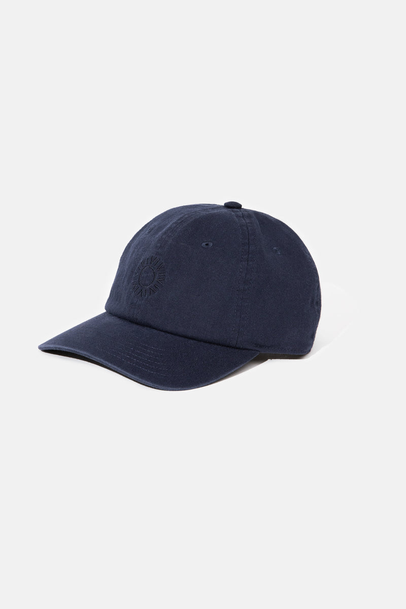 Classic Cap Worn Navy