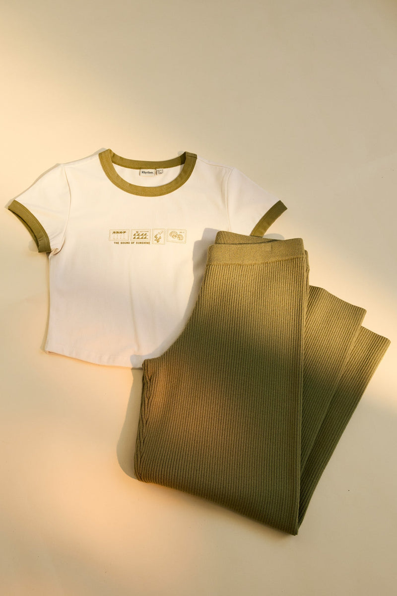 Sunshine Stamp Tee Sage