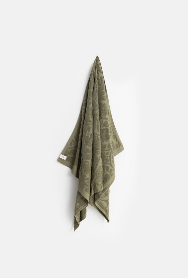 Abode Beach Rug Kelp