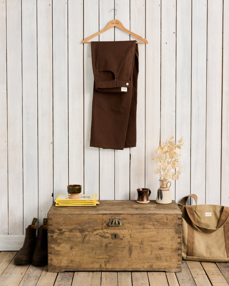 Raising Pant Brown