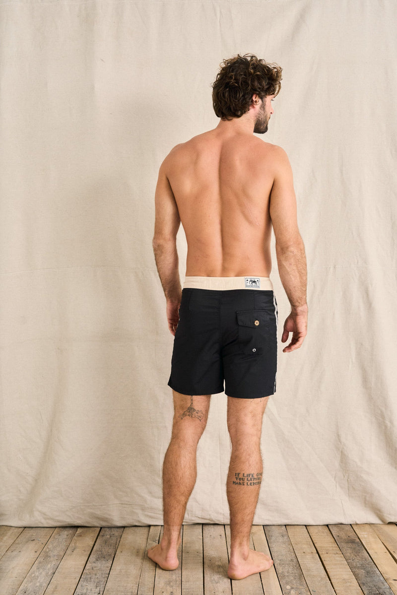 Heritage Trunk Black