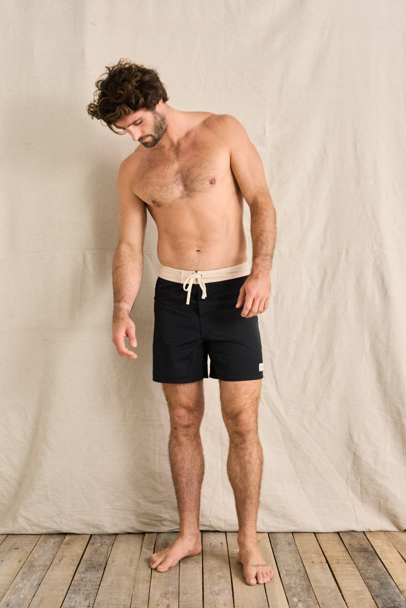 Heritage Trunk Black