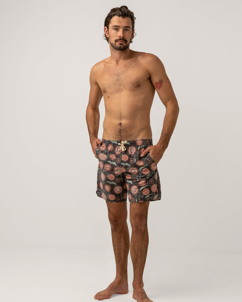 Protea Beach Short Black