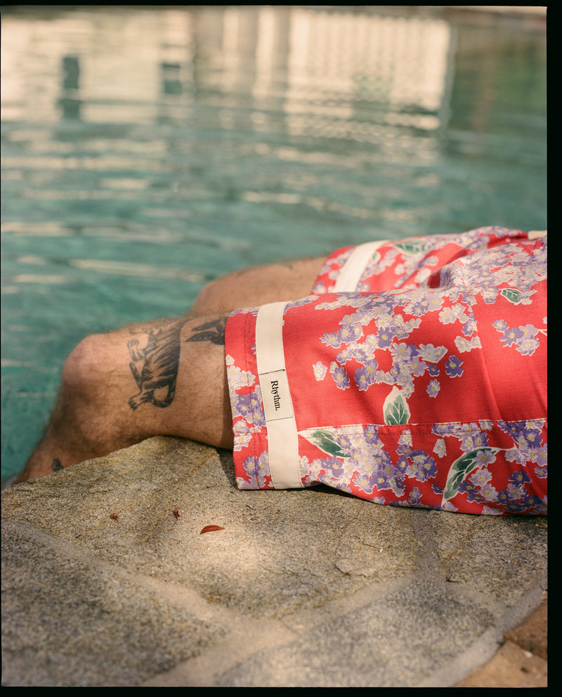 Isle Floral Trim Trunk Red